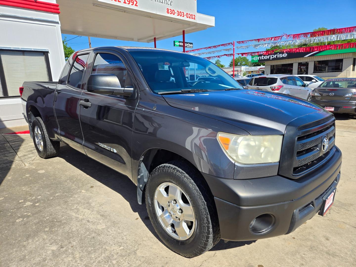 2013 GRAY Toyota Tundra (5TFRM5F17DX) with an 4.6L V8 F DOHC 32V engine, Automatic transmission, located at 503 West Court, Seguin, TX, 78155, (830) 379-3373, 29.568621, -97.969803 - Photo#1